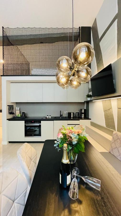 Design-Apartments Am Kaisersaal แอร์ฟวร์ท ภายนอก รูปภาพ